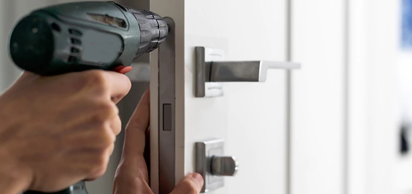 Locksmith For Lock Replacement Near Me in Murrieta, CA